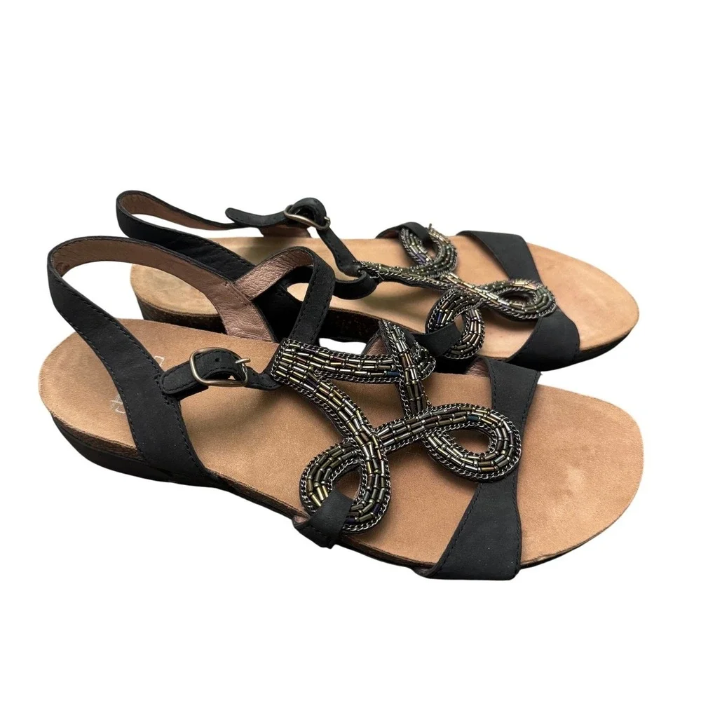 Dansko Reeta Beaded Sandals Black Sz 38 EU/ 7.5 US leather iridescent